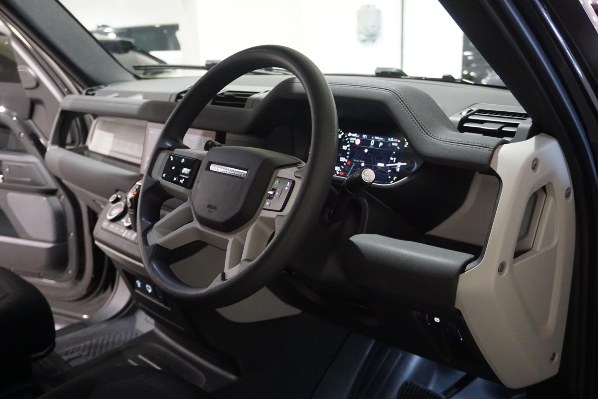 Land Rover Defender 90 3.0 D200 MHEV Hard Top SUV 3dr Diesel Auto 4WD SWB Euro 6 (s/s) (200 ps)